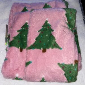 Rachel Zoe CHRISTMAS TREE Throw Blanket Oversized Faux Fur 50x70 Pink Green New